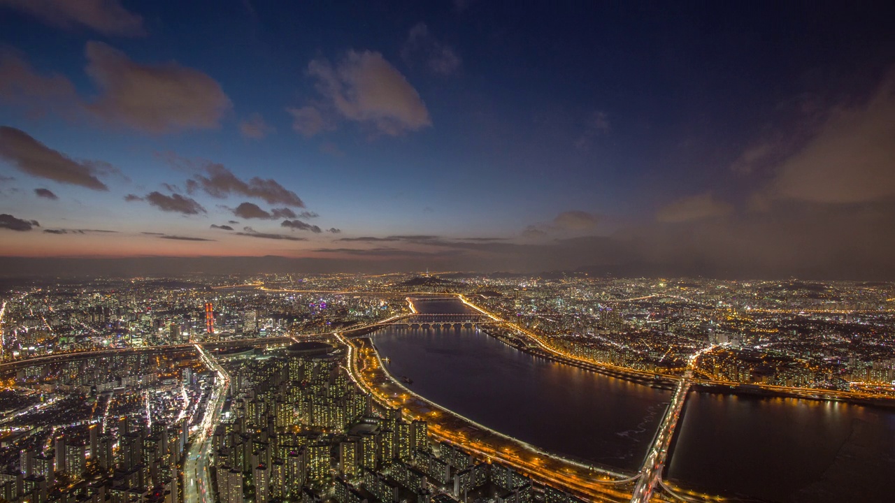 夜景-市中心和汉江/韩国首尔视频素材