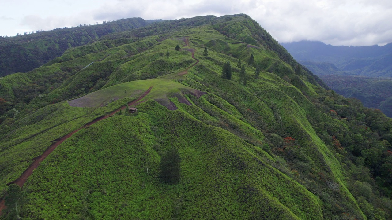 塔希提山脉和火山视频下载