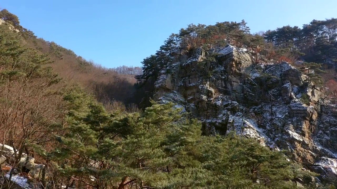 韩国江原道春川市梦山风景视频素材