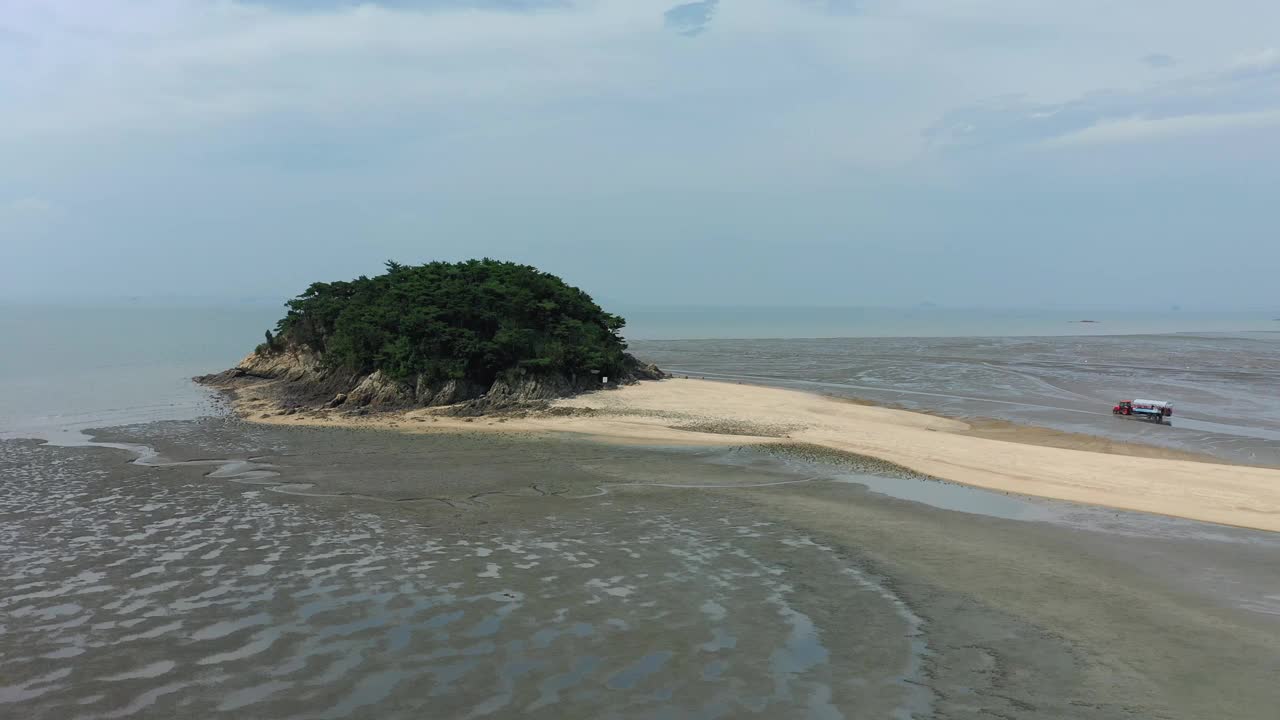 韩国仁川，Mokseom岛/ ongjin郡周围的海景视频素材