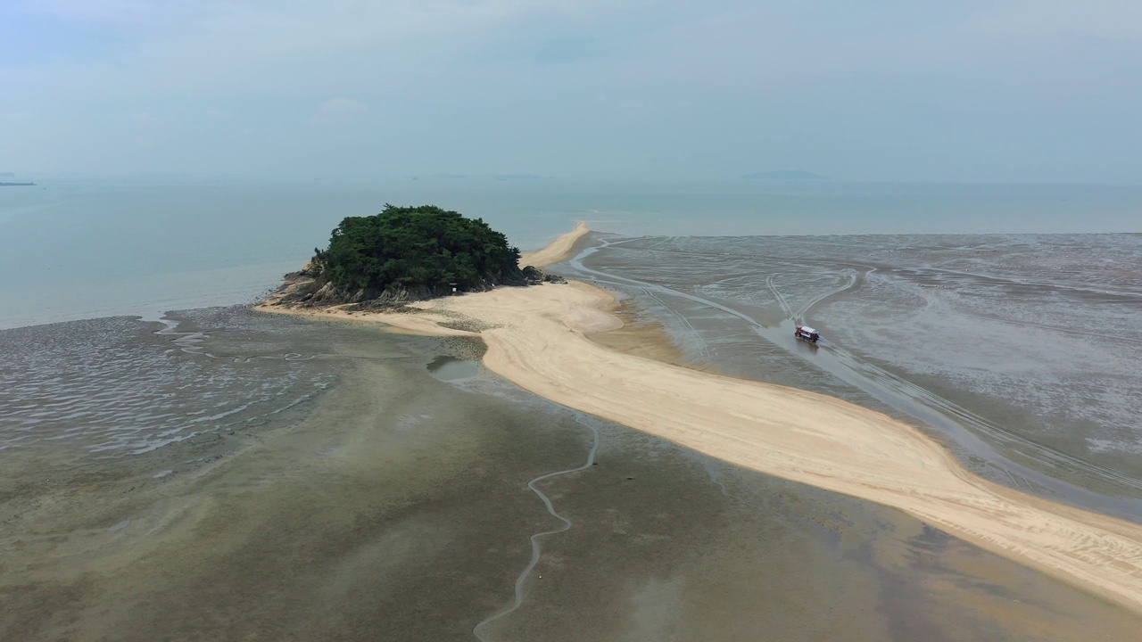 韩国仁川，Mokseom岛/ ongjin郡周围的海景视频素材