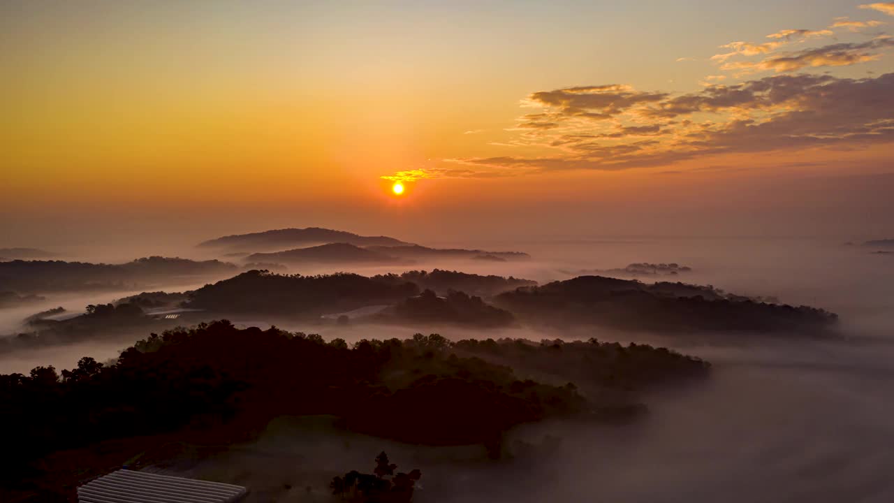 韩国京畿道华城市，华城湖周围的日出视频素材