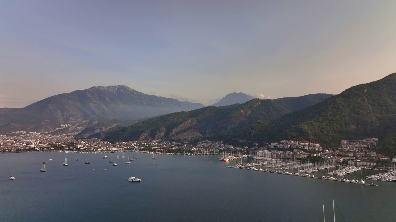 费特希耶湾晚间全景，鸟瞰图视频素材