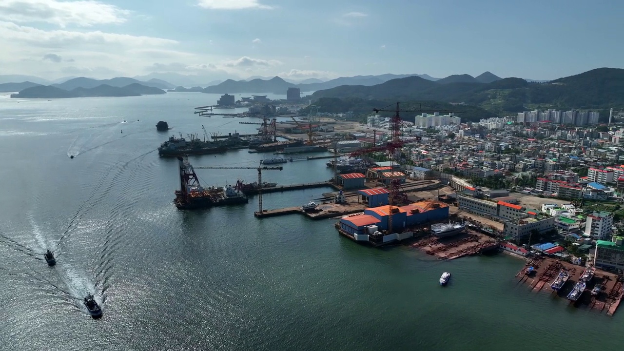 海洋，造船厂和船只/ Tongyeong-si，庆南道，韩国视频素材