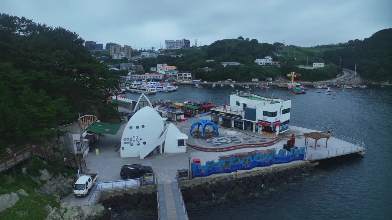 韩国庆尚南道道长浦村风山海景和大海/巨济市视频素材