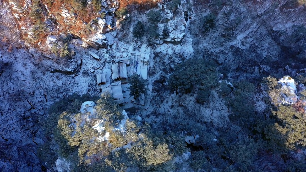 韩国江原道春川市沙马山和僧院寺的风景视频素材