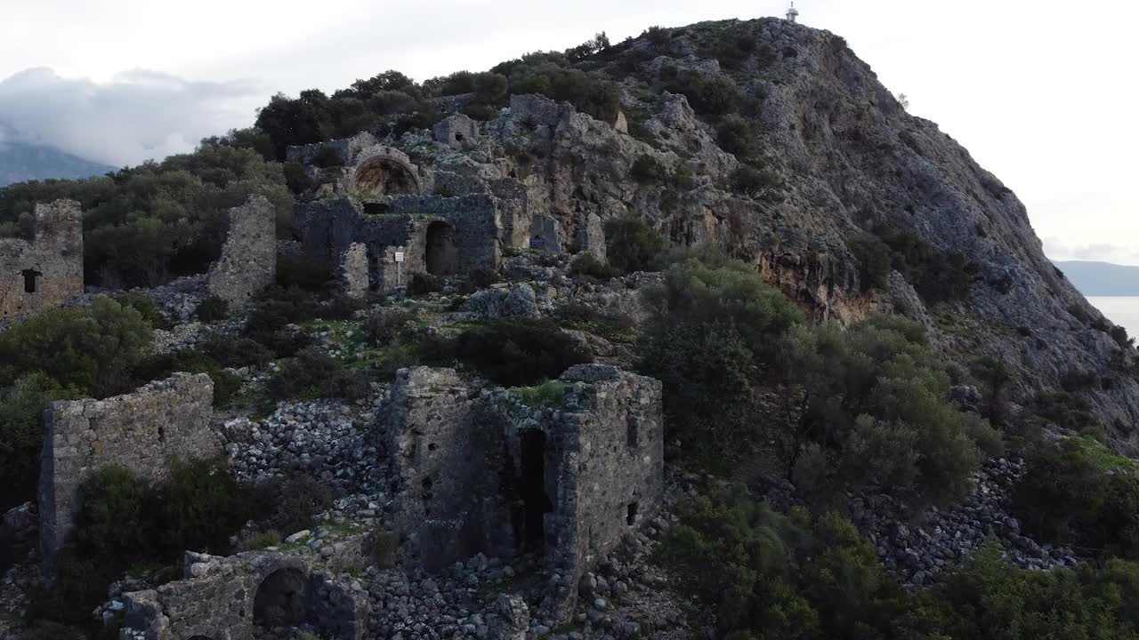 地中海圣尼古拉斯岛上的古老建筑。圣尼古拉斯岛上的古城视频素材