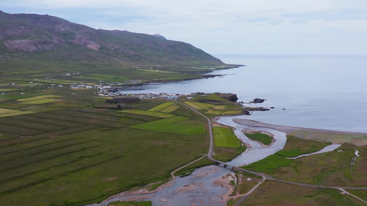 Borgarfjörður Eystri remote Iceland town on east coast, aerial视频素材