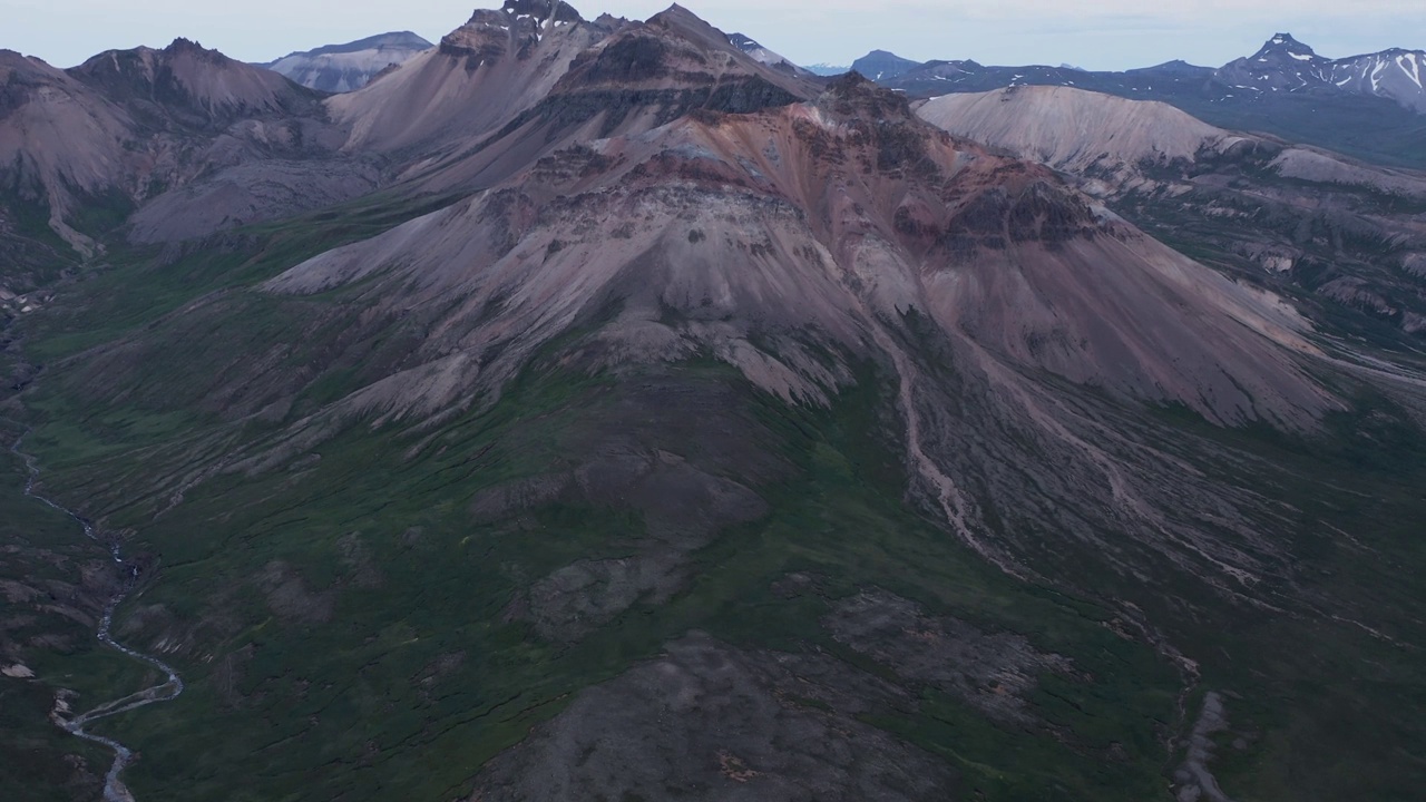 Reveal shot of famous hiking mountain Staðarfjall in Iceland during sunset, aerial视频素材