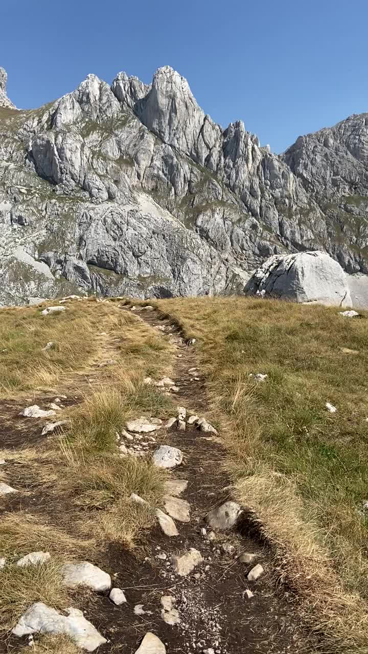 登山靴扣视频下载