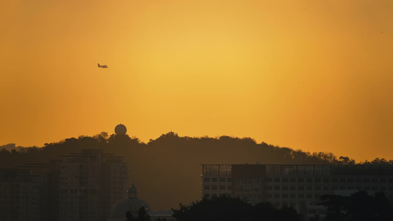 小镇上的日落视频素材