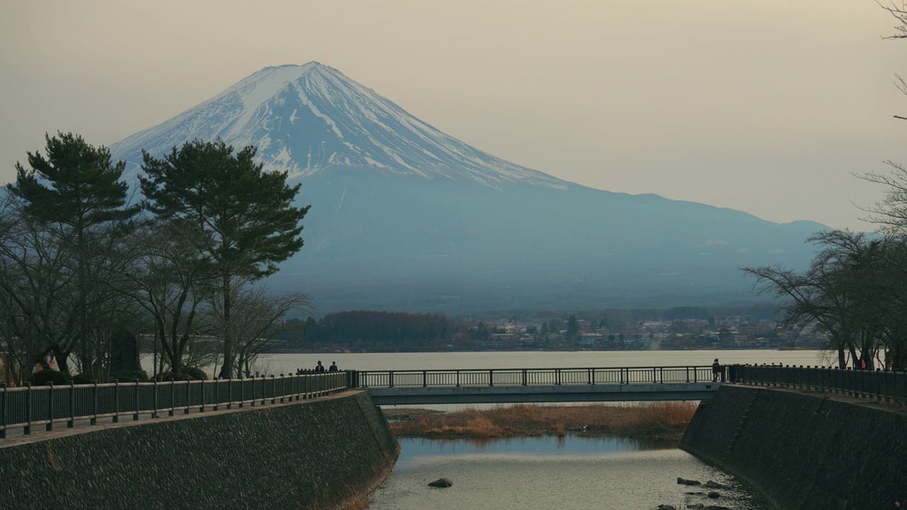 从川口湖出发的富士山视频素材