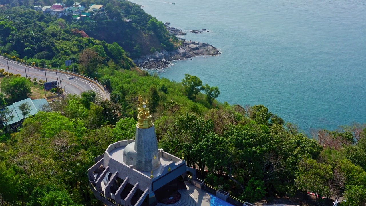 鸟瞰图，美丽的海洋在拉威，普吉岛，泰国。视频素材