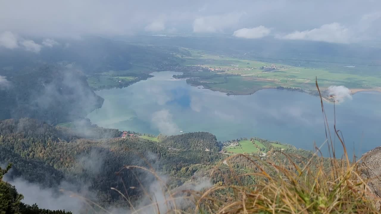 德国巴伐利亚Kochelsee的全景。视频素材