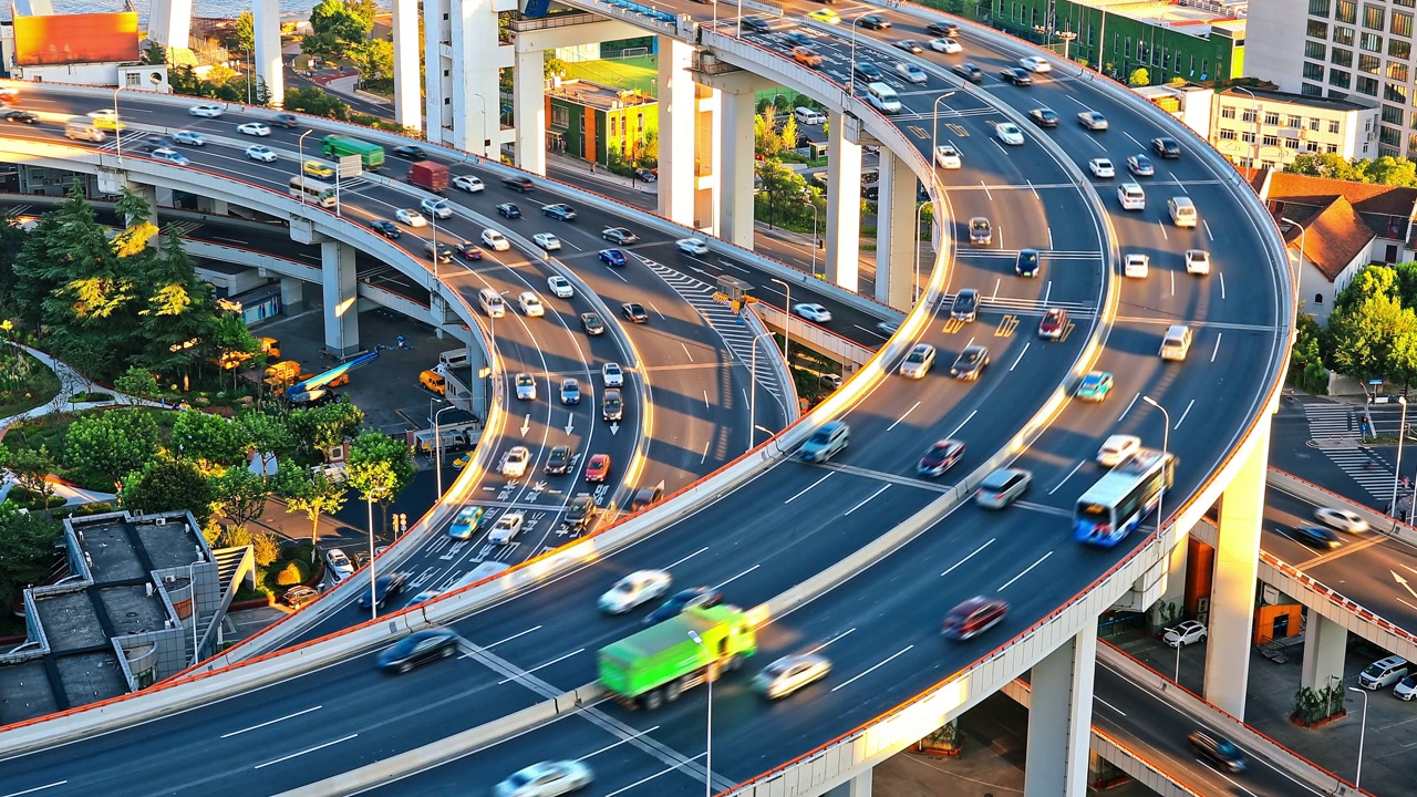 上海繁忙的城市道路视频素材