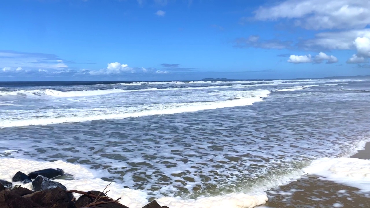 泡沫海浪视频素材