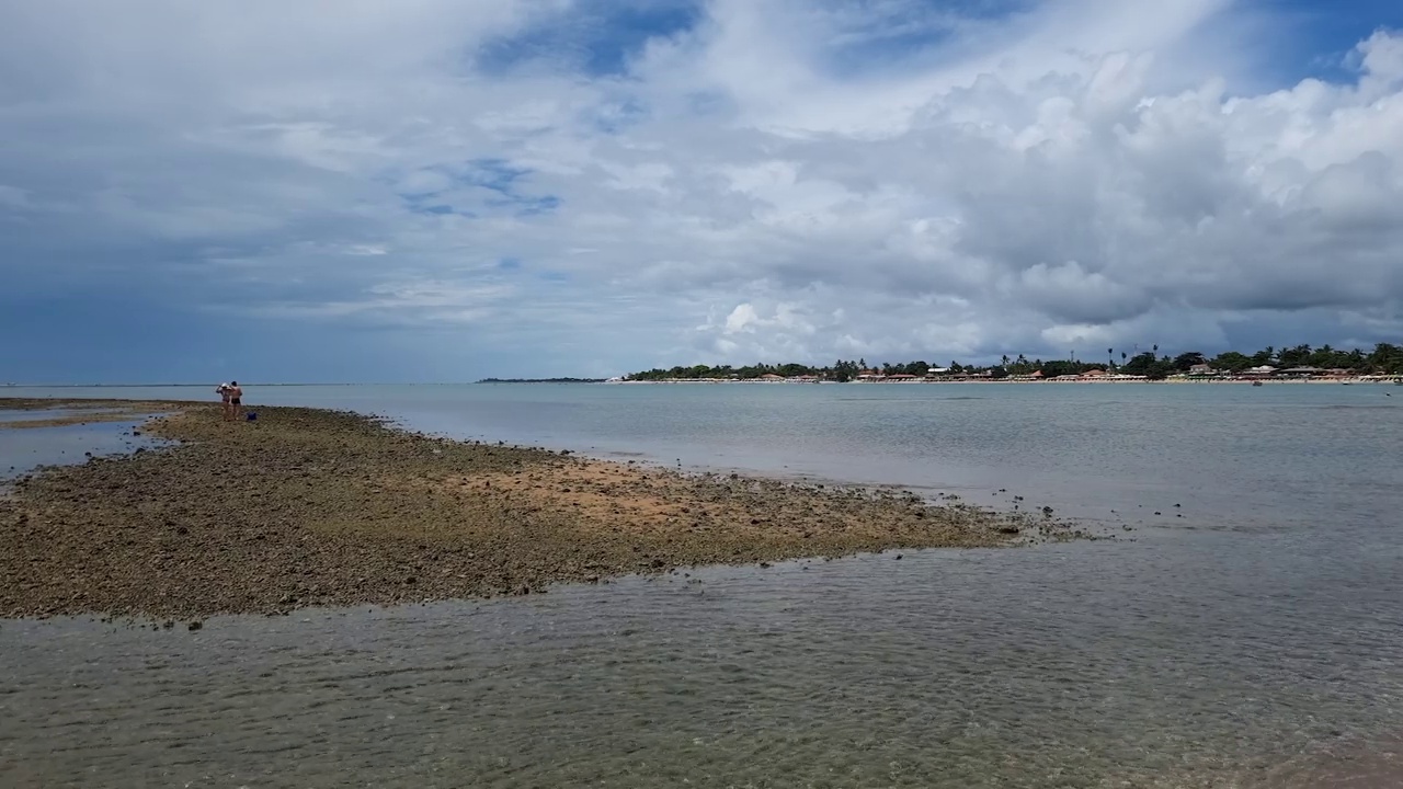 Coroa Vermelha 海滩，圣克鲁斯卡布拉利亚 - BA视频素材