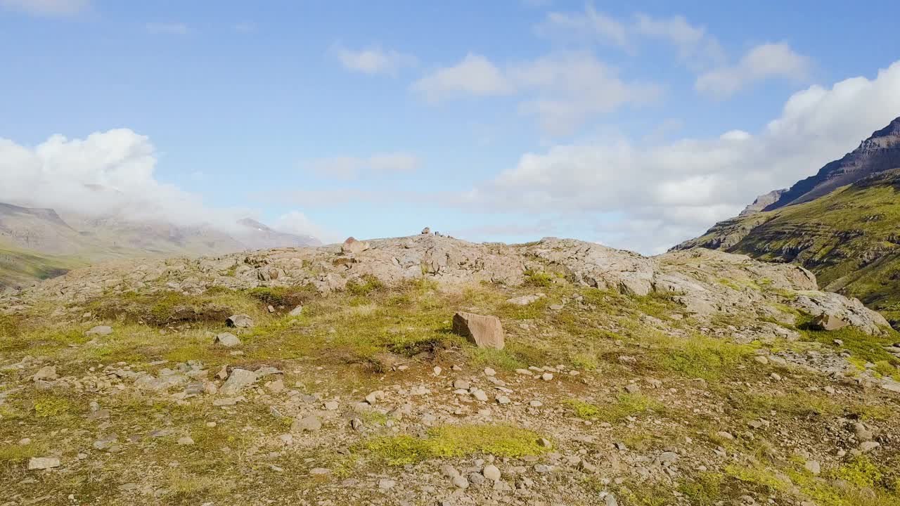 冰岛Mjoifjorour山口和峡湾视频素材