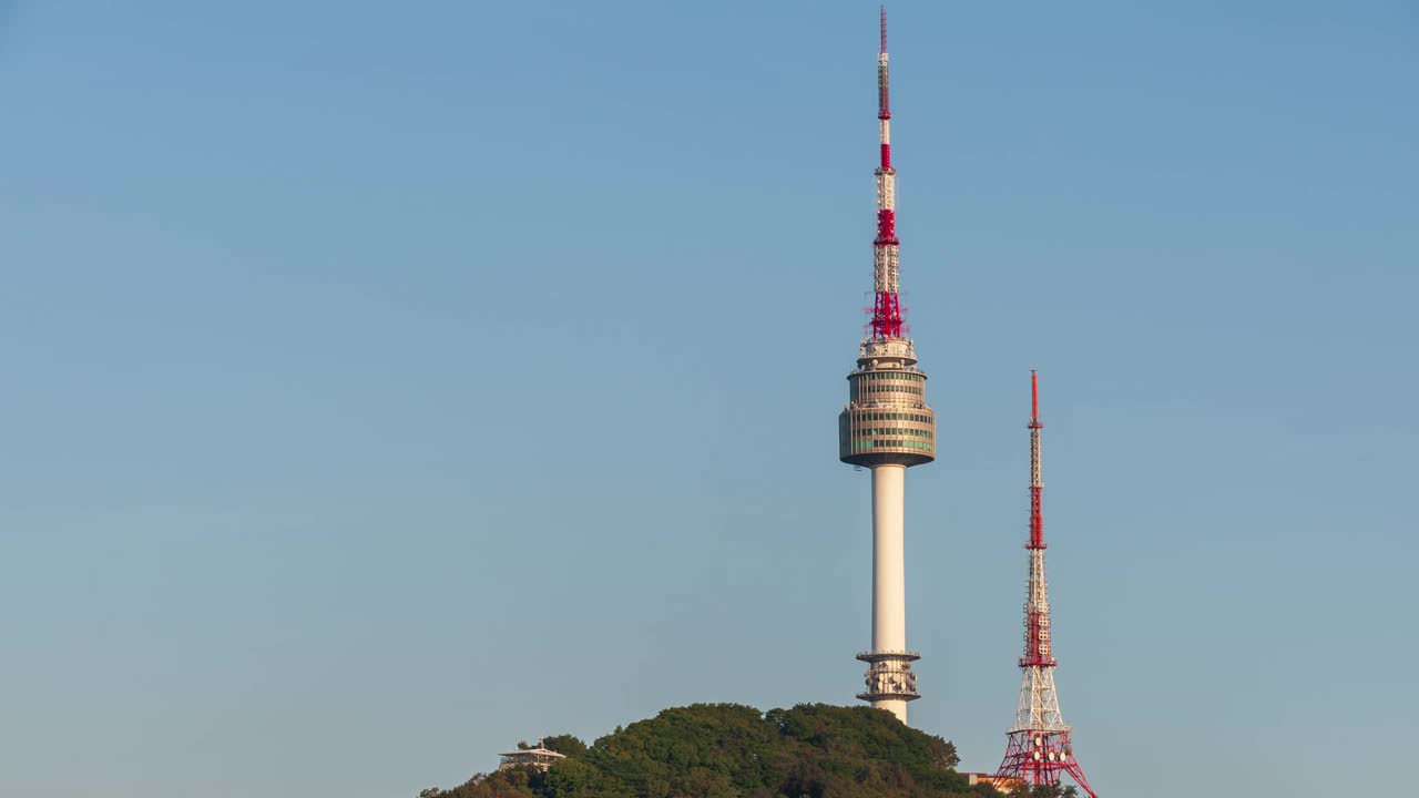 韩国首尔永登浦区南山和南山首尔塔附近的市中心昼夜视频素材