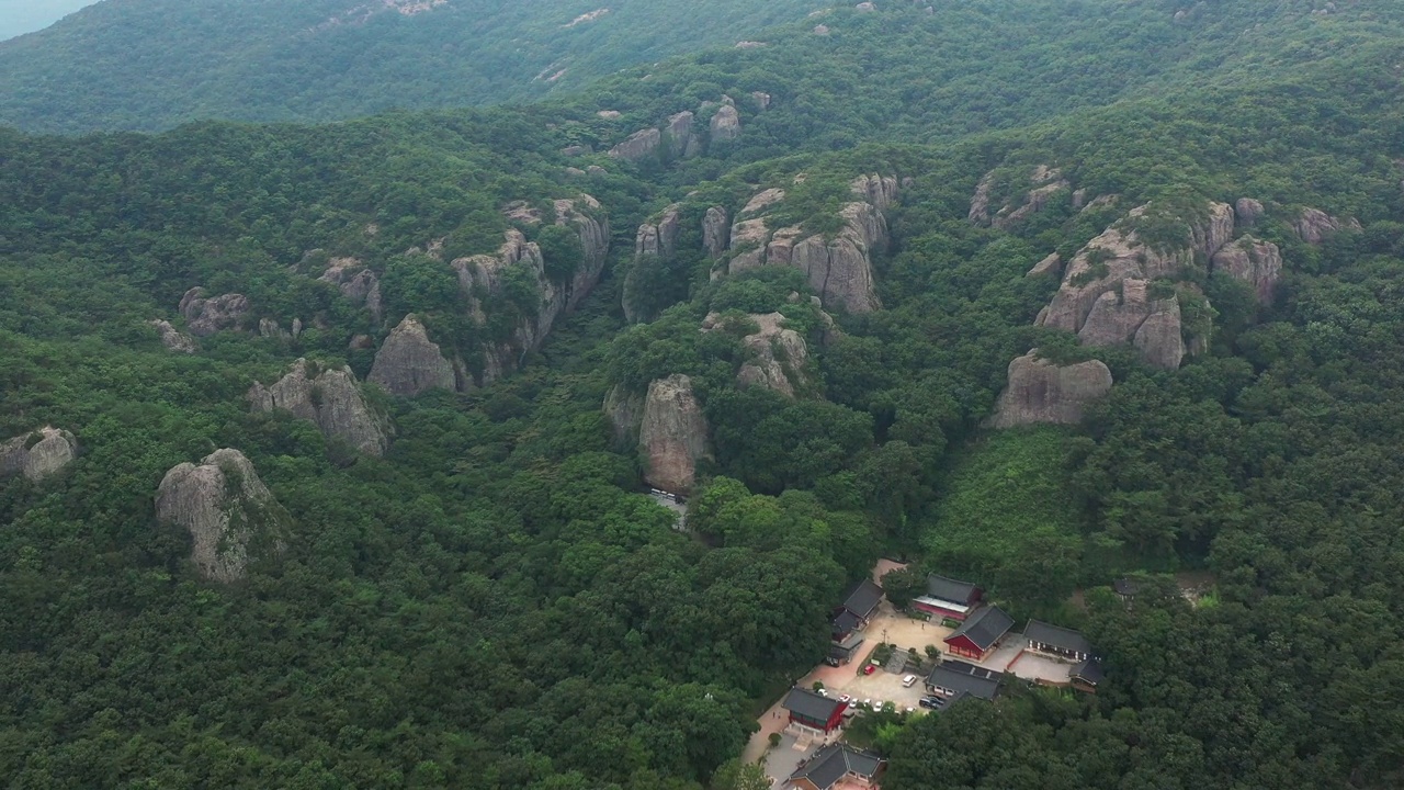 仙云寺位于韩国全北高敞郡斗山视频素材