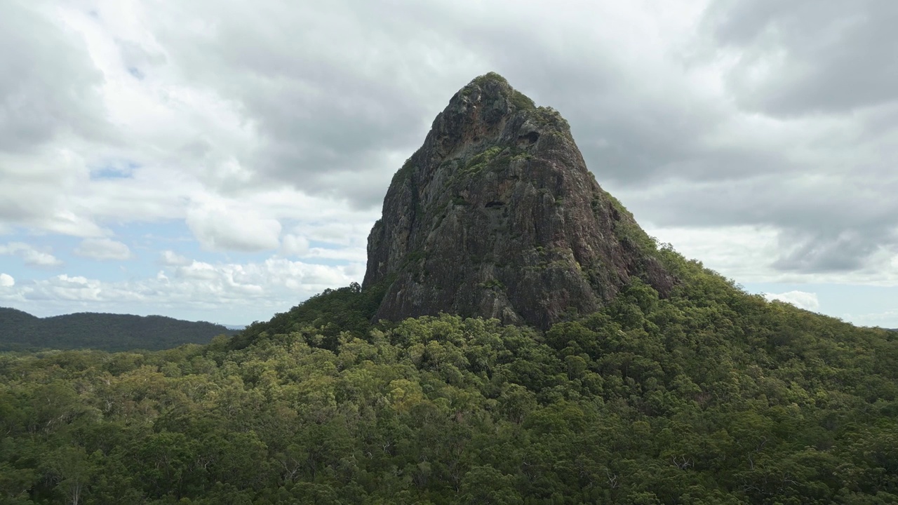 Tibrogaragan山，玻璃屋山，阳光海岸，澳大利亚视频素材