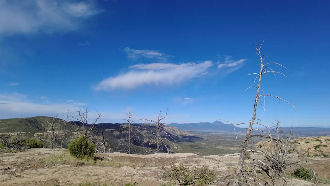 沿着梅萨维德的普拉特山脊小径的观点视频素材