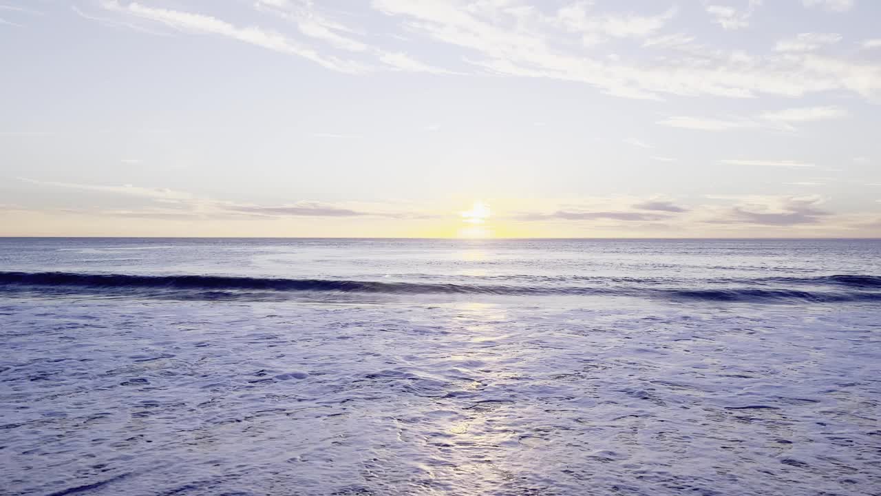 《夏日海上日落视频素材