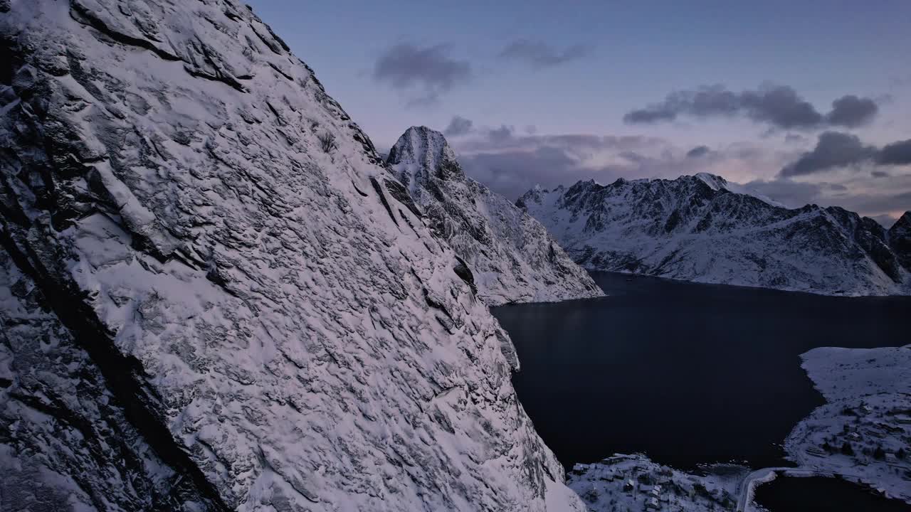 罗弗敦群岛，汉诺伊，莱因，挪威罗弗敦群岛上雪山的航拍视频视频素材