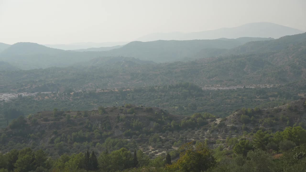 朝向Malonas和Lindos, Rhodes, Dodecanese群岛，希腊群岛，希腊，欧洲的景观视频素材