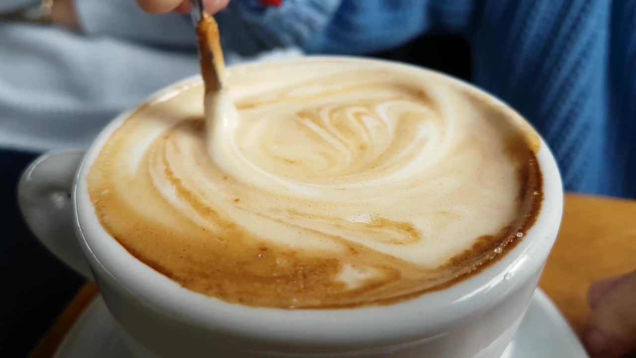 卡布奇诺咖啡搅拌杯视频下载