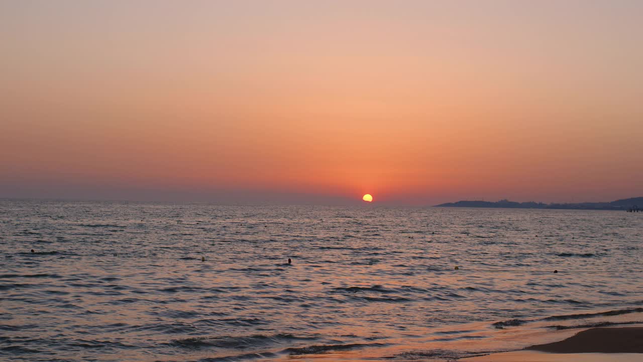 海上的日落视频素材