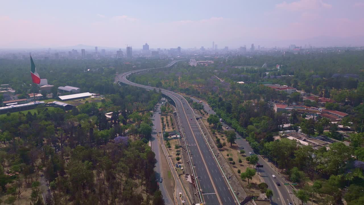 墨西哥城的Periferico大道视频素材