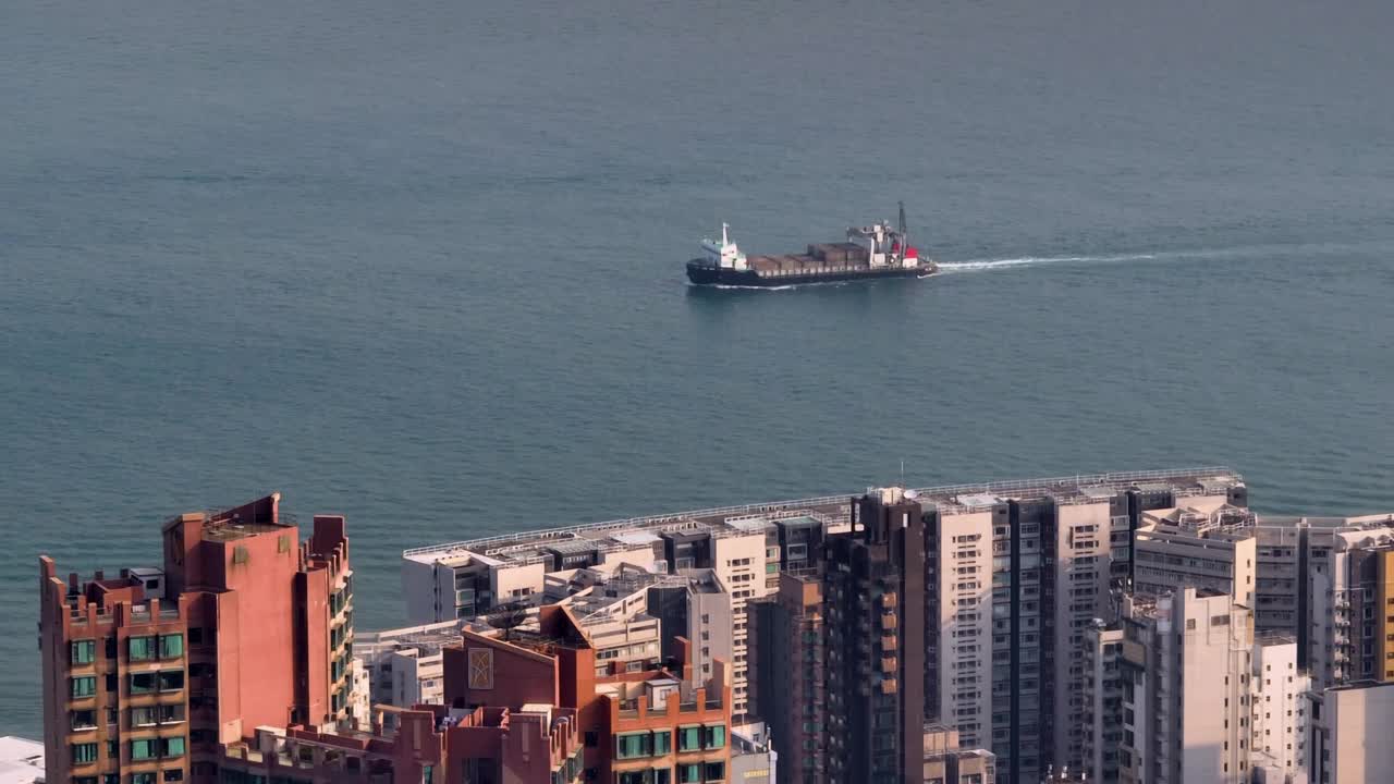 香港海上集装箱船视频素材