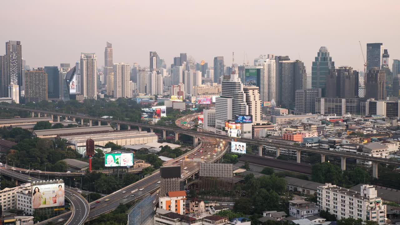 曼谷市区，商业区，旅游，交通，傍晚视频素材