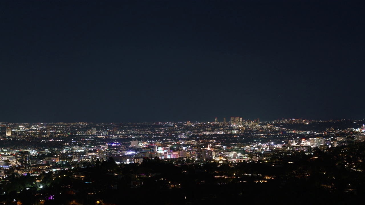 Hollywood Night Cityscape 60ｍｍ from Griffith Park Time Lapse California USA视频素材