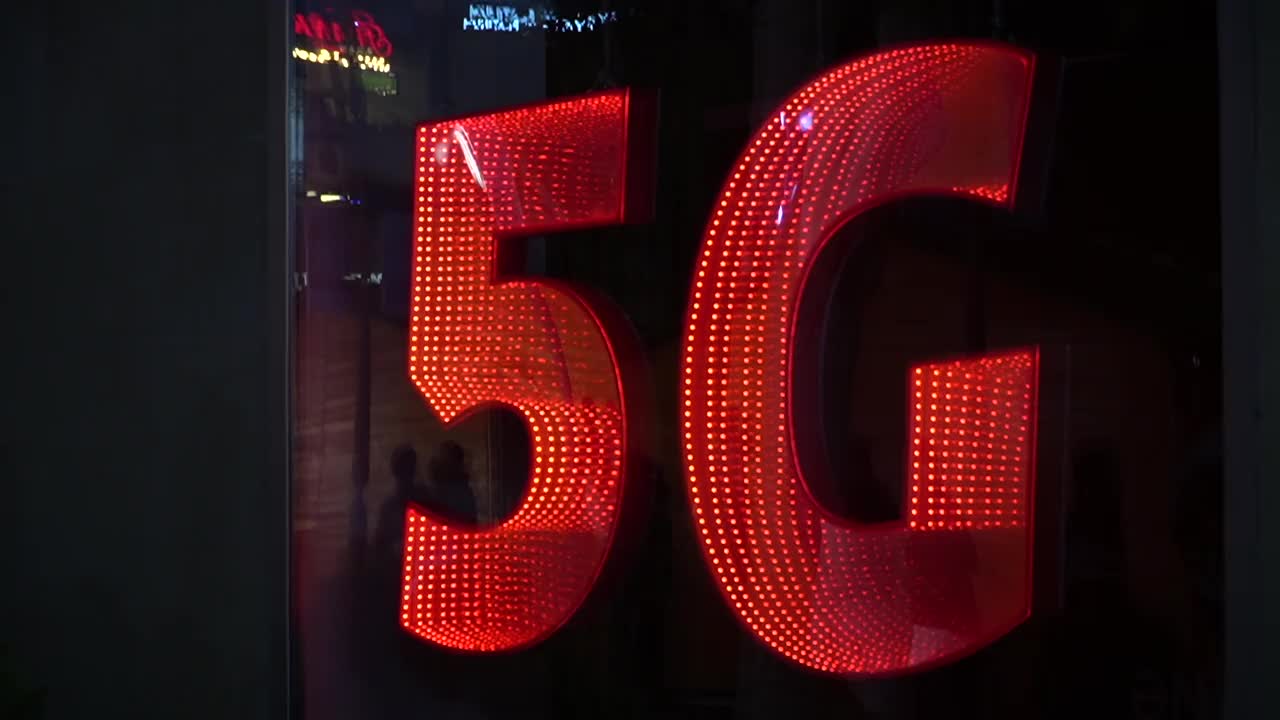 红色图标表示5G技术视频素材