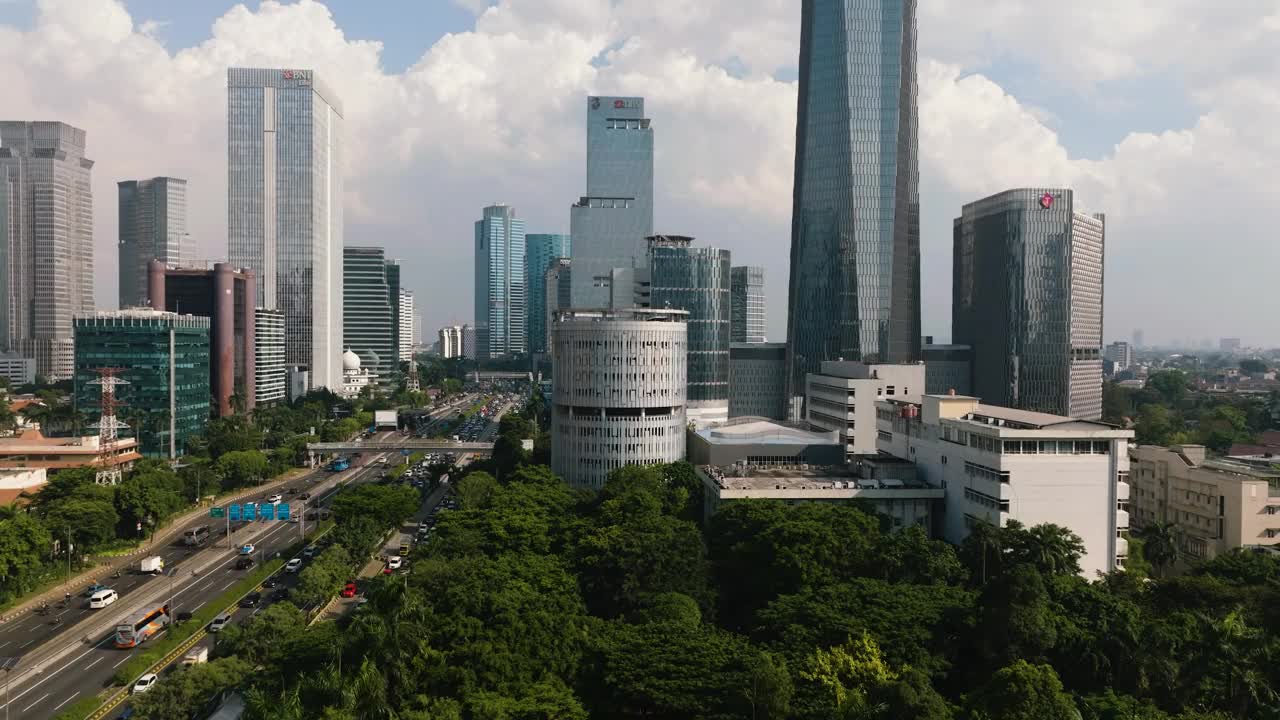 雅加达鸟瞰图是印度尼西亚的首都视频素材