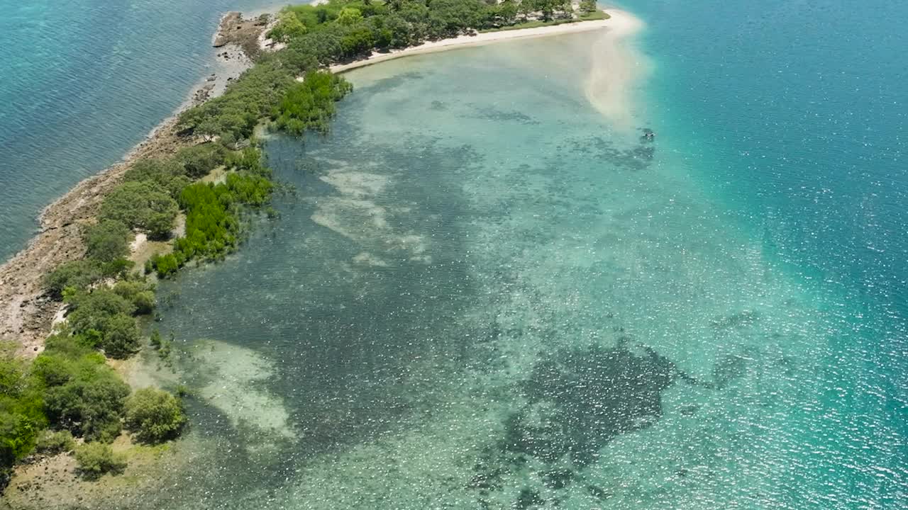 内格罗斯岛海岸。菲律宾。视频素材