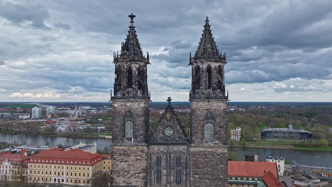 马格德堡大教堂鸟瞰图(Dom zu Magdeburg)视频素材