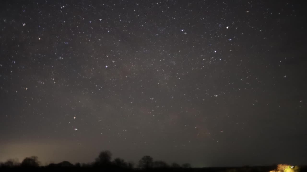 日出时的星空和云彩视频下载