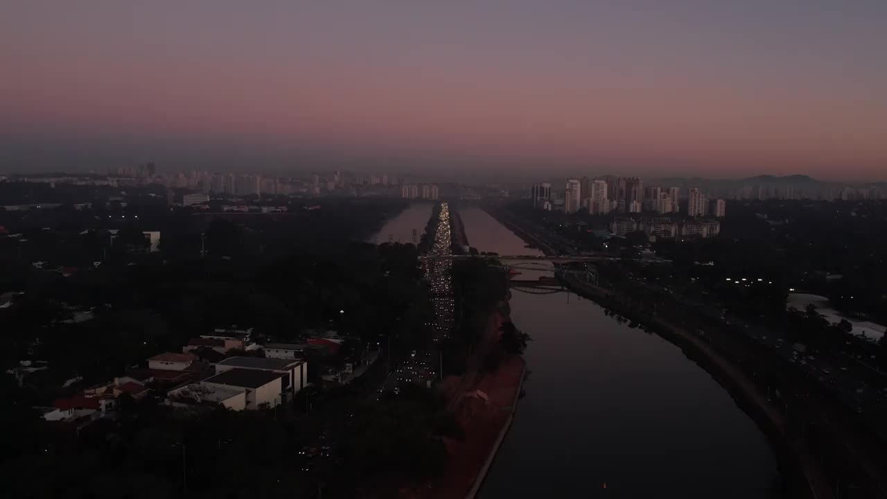 圣保罗街头的黎明视频下载