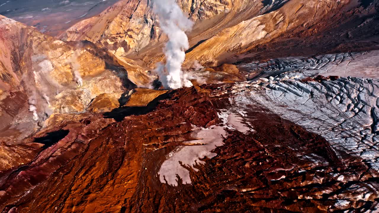 活火山天线视频素材