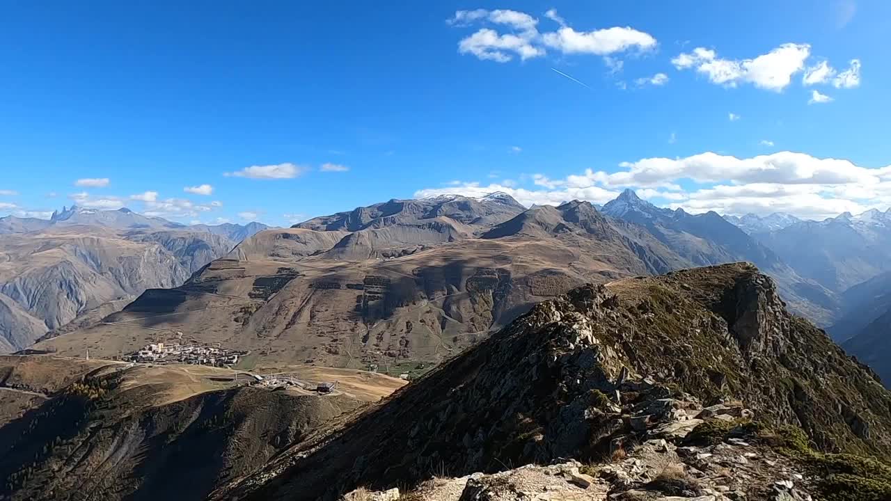 两座阿尔卑斯山脉-双阿尔卑斯山脉视频素材