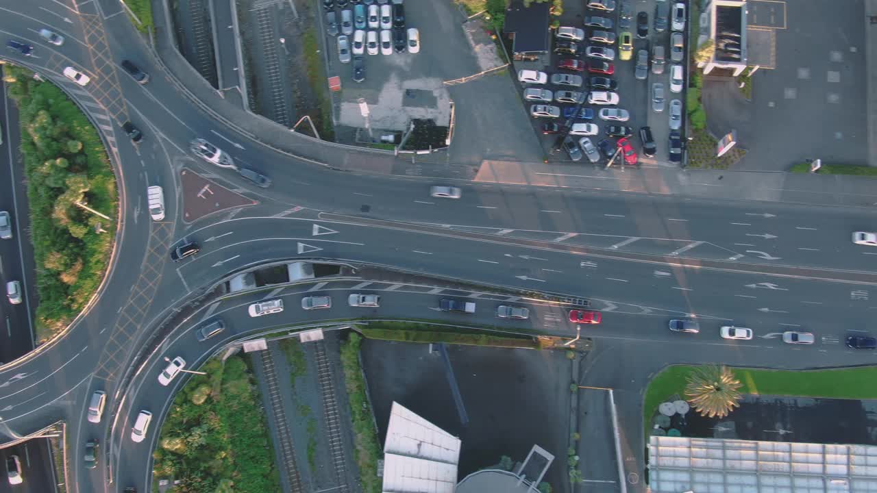 高速公路和坡道拥挤视频素材