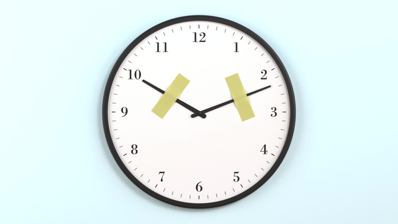 挂钟上的时针和分针是用胶带固定的视频素材