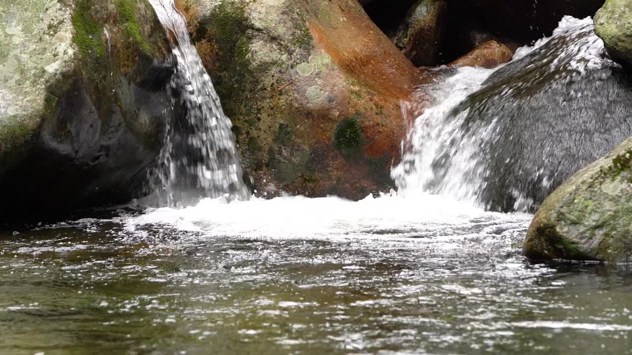 山间小溪视频素材