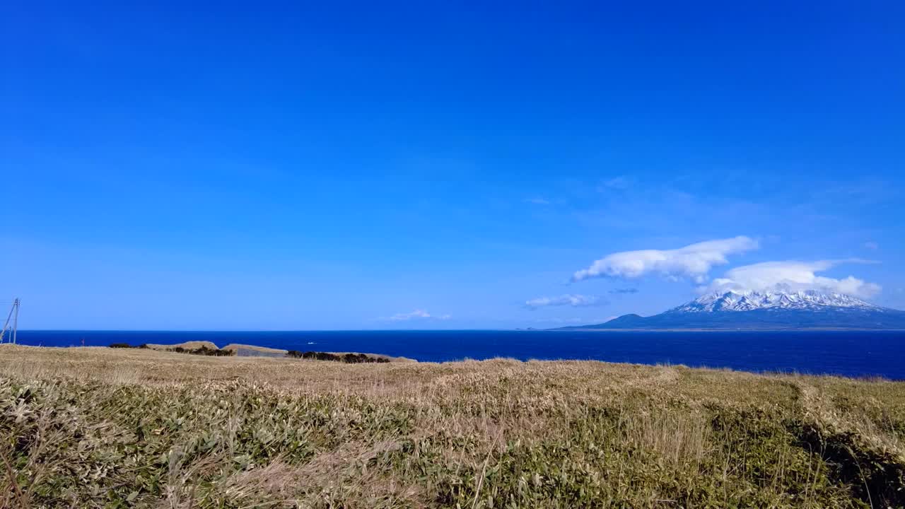 从热本岛看利尻岛视频素材