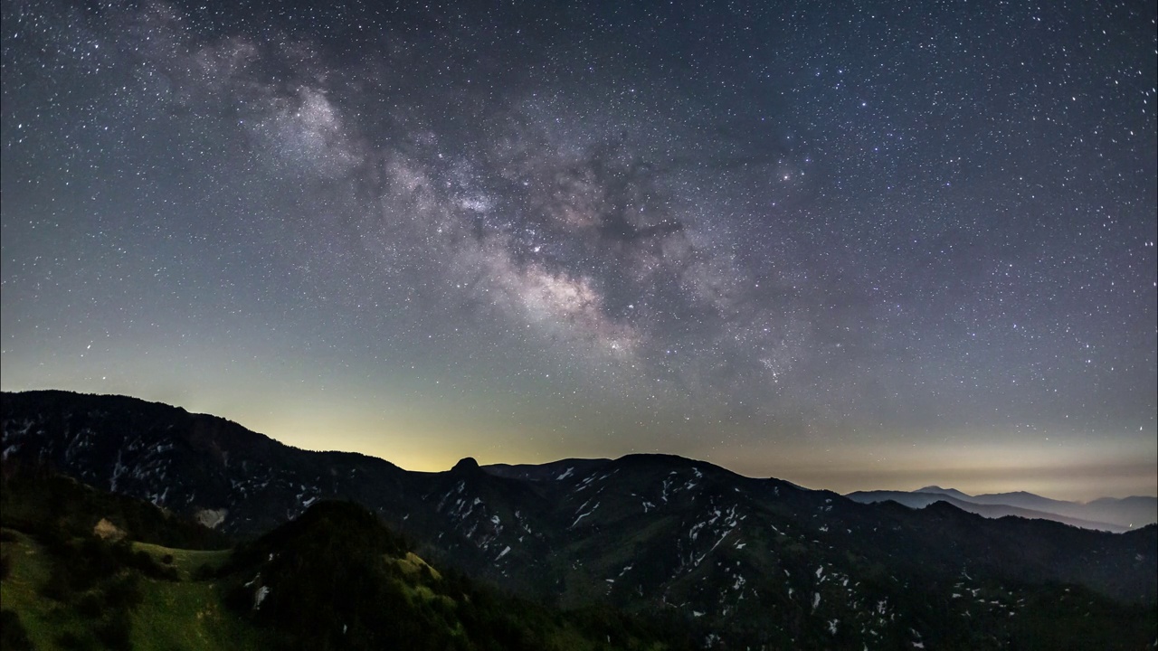 志贺空根横山-涩谷银河时间在初夏流逝视频下载