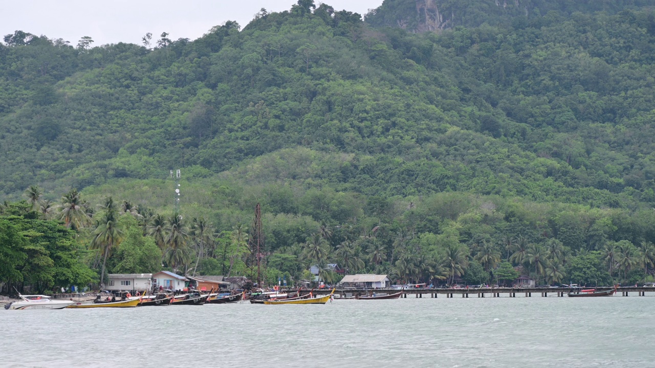 泰国koh mook ang的极端大风和大浪视频素材