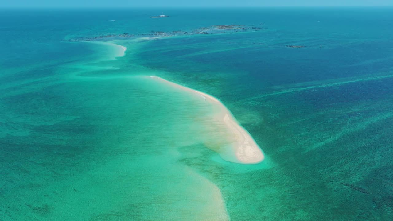 台湾澎湖白沙著名旅游胜地集北岛鸟瞰图。视频素材